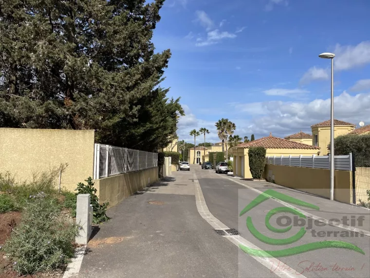 OPPORTUNITE PROCHE MER - TERRAIN 360M² - LOTISSEMENT INTIMISTE