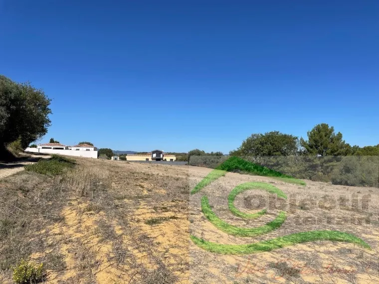 BEAU TERRAIN DE 438M2 - LOTISSEMENT - BELLE VUE DEGAGEE - PROCHE BEZIERS